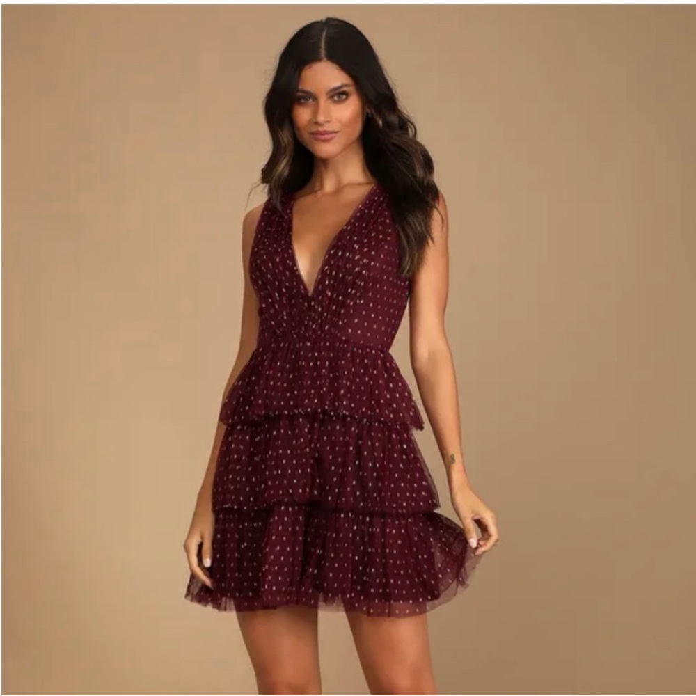 Lulu's Burgundy forever sparkling Tiered Mini Dress. NWT Size S